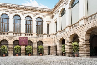 Palazzo Thiene Bonin Longare