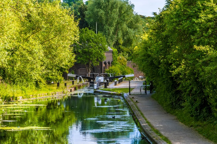 Photo of a view down the Dudley Canal towpath from the Park Head Viaduct at Dudley, UK.