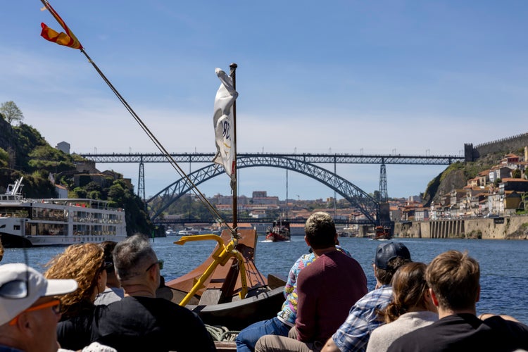 Douro river sailing.jpg