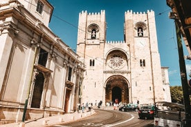 De hele dag door een kleine groepstour door historisch Lissabon