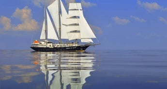 "Authentic Greece" cruise. Peloponnesus. On a boutique sailing ship