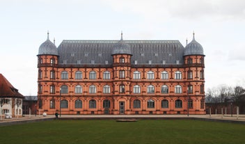 Beautiful view of Hamburg city center with town hall and Alster river, Germany.