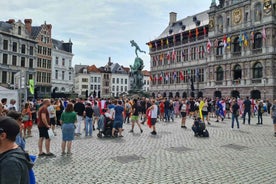 Antwerp: walking through history