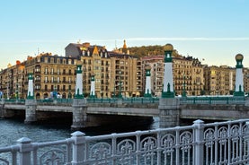 Caccia al tesoro di San Sebastian e tour autoguidato dei migliori monumenti