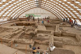 Sítio de escavação arqueológica de Çatalhöyük e museu virtual