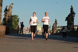 Tour guiado de corrida em Praga (9-12K)