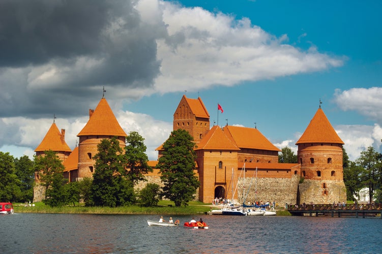 lithuania-view-on-trakai-castle-across-lake-and-w-2023-11-27-04-53-38-utc.jpg