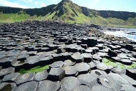 Giants Causeway with Private Chauffeur Day Tour from Dublin