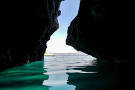 Makarska: 3-Island Speedboat Tour with Cave and Blue Lagoon