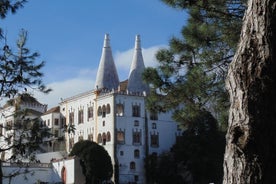 Explore Mystical Regaleira and taste Sintra´s delicacies