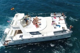 Noleggio catamarano privato con trasferimento, buffet e snorkeling