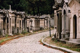 Visite à pied, avec guide privé : Cimetière du Père-Lachaise