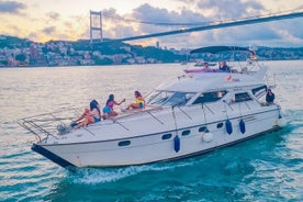 Bosporus krydstogt med 14m yacht for private grupper