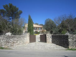 Chambre indépendante avec terrasse privée et piscine