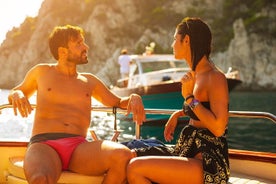 Aperitivo en el barco al atardecer - Tour privado desde Sorrento