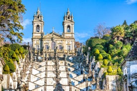 From Porto: Braga and Guimarães Full Day Tour with Lunch