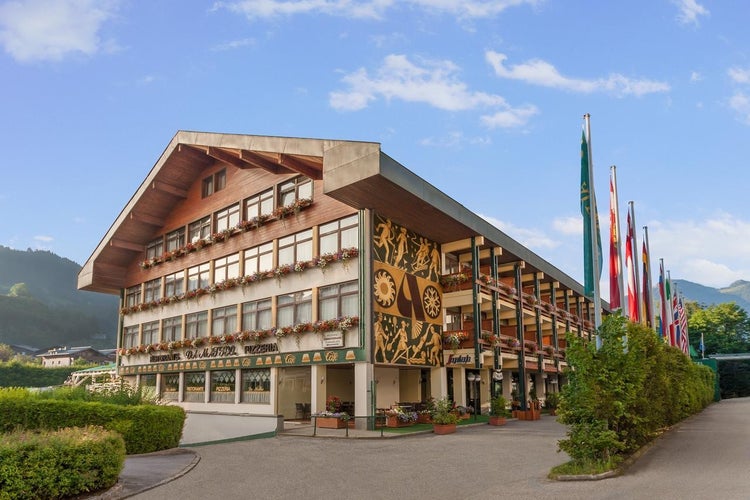 photo of hotel in Sankt Johann im Pongau, Austria.