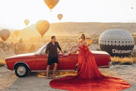 Private Classic Car Sunrise Balloon Chasing Experience