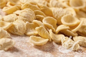 전형적인 Apulian Orecchiette 요리 수업 + 저녁 식사 및 와인 포함