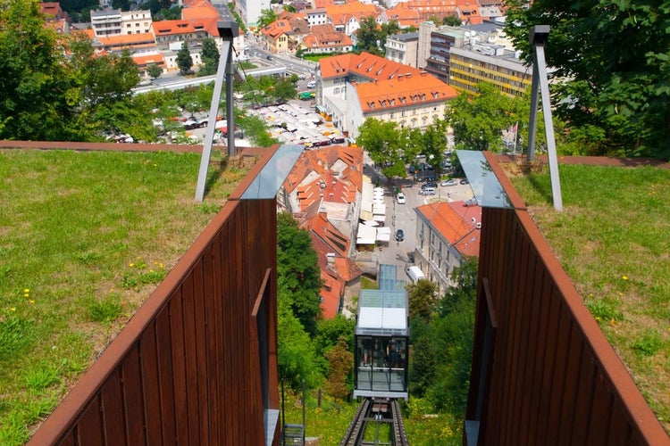 _Ljubljana castle funicular ride.jpg