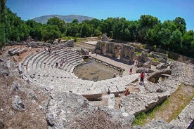 Dagskrydstogt til Saranda og Butrint National Park fra Korfu