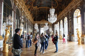 Visite guidée du château de Versailles avec transfert en autocar depuis Paris