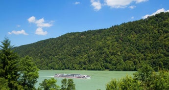 Active & Discovery on the Danube with 1 Night in Budapest (Eastbound) 2024