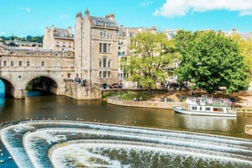 Stonehenge & Bath: Full-Day Coach Tour from London