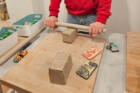 Traditional Hungarian Ceramics Workshop in Budapest