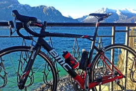 Tour in bici da strada al lago di Como e a Bellagio