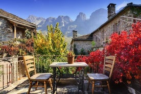 Tour privato di Zagori (fiume Aristi-Papingko-Voidomatis) da Corfù