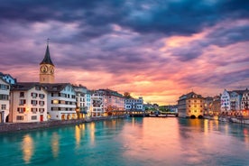 Zürich Highlights Selbstgeführte Schnitzeljagd und Stadtrundfahrt