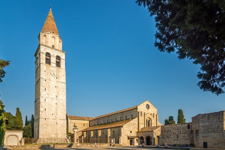 Medieval Cathedral of Gemona del Friuli,  (Duomo of Santa Maria Assunta). Partially destroyed by the 1976 earthquake. Udine province, Friuli-Venezia Giulia, Italy, southern Europe.