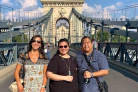 Excursão privada guiada de 2 dias em Budapeste e Bratislava saindo de Viena