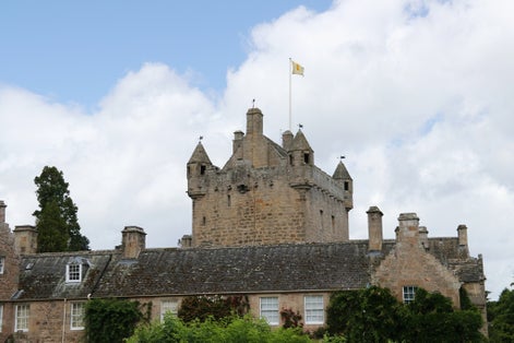 Photo of Beautiful Cawdor Castle – Scotland .