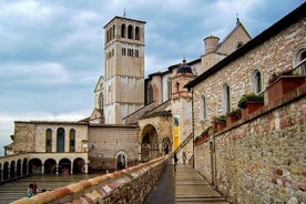 Basilique privée Saint-François d'Assise et visite à pied de la ville