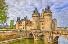 Los mejores paquetes de viaje en Sully-sur-Loire, en Francia