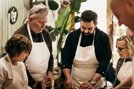 Tour del mercato, lezione di cucina e pranzo con lo chef in un atelier privato