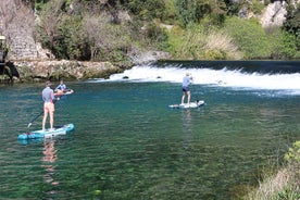 Paddleboarding på elven Ombla