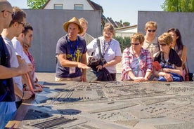 Berlin: Sachsenhausen Concentration Camp Bus Tour in English