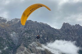 Tandem paragliding i Neustift