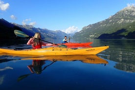 Interlaken: Kajakferð um Græna Vatnið Brienz