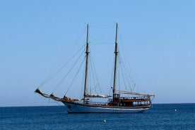 Sailing into Sunset with La Maia History at Sea 