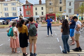 Private | Oxford Uni Walking & Punting Tour w/opt New College