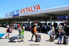 De Demre: transfert privé de l'aéroport à l'aéroport d'Antalya