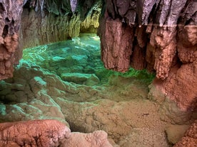 Vallorbe Caves