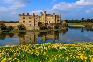 Photo of beautiful view of the city and university of Cambridge, United Kingdom.