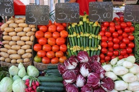 Privat marknadstur, lunch eller middag och matlagning demo i Vicenza