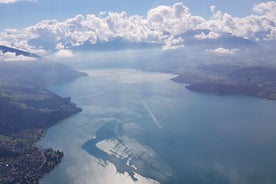 Helikopterflug zum Stockhorn Berg, mit herlicher Sicht auf die Schweizer Alpen