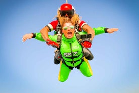 Algarve: Tandem Skydiving Adventure 15,000 to 10,000 Feet